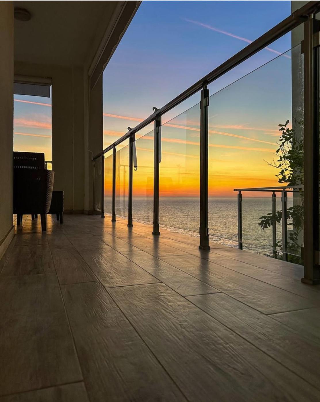 Paradise Beachfront View 1 บาร์ ภายนอก รูปภาพ